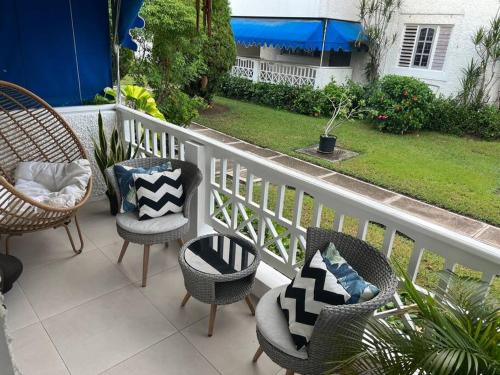 Quiet Central Muse — 4-Star Luxury Hotel in Kingston, Jamaica
