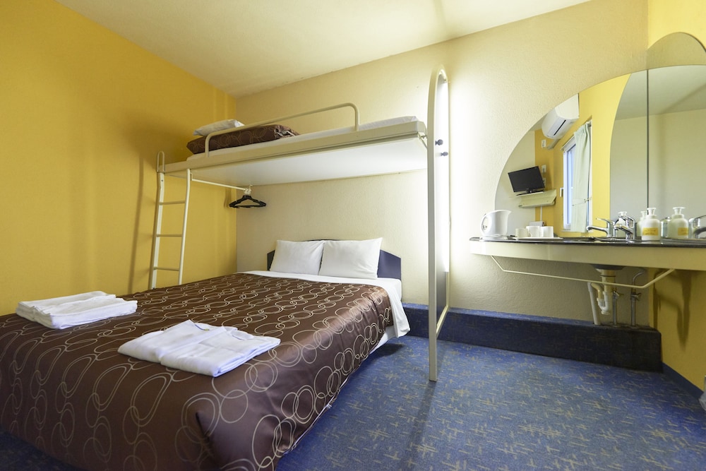 Hotel Select Inn Numazu in Shizuoka, Japan