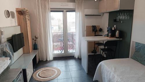 Caducee Studio Climatise Balcon Ensoleille Parking Proche Montpellier — hotel in Grabels