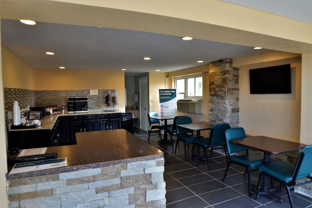 Rodeway Inn Rawlins - photo 24