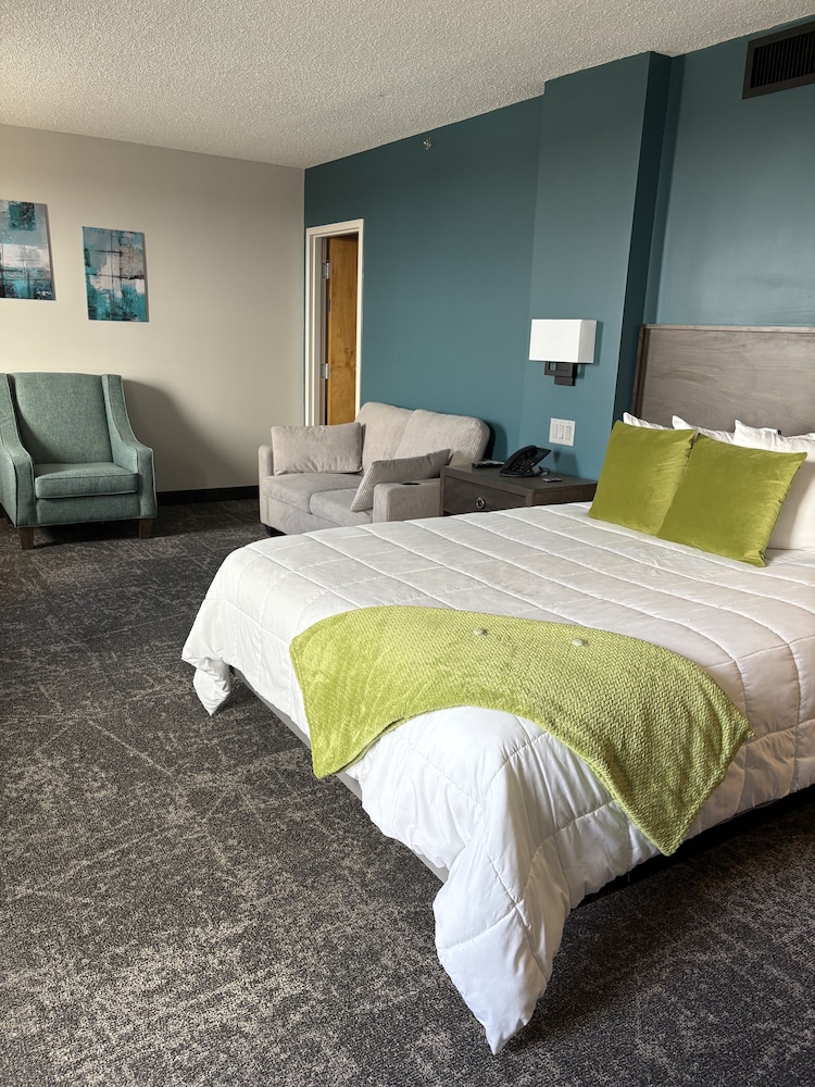 The Northeastland Hotel - photo 16