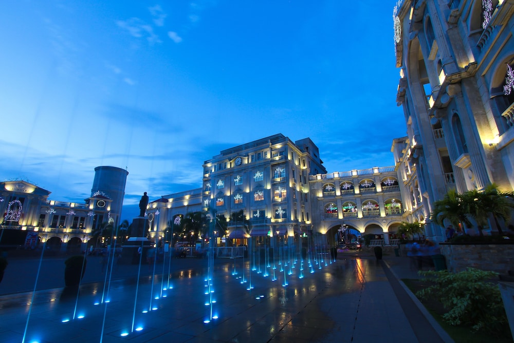 The Plaza Hotel Balanga City — hotel in Balanga