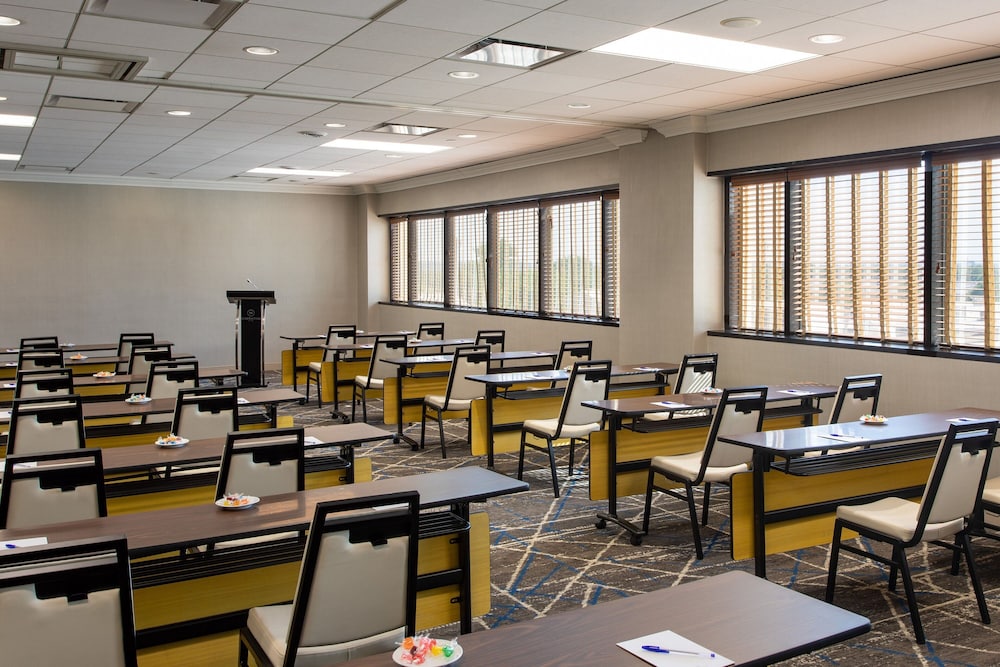 Sheraton Edison - photo 20