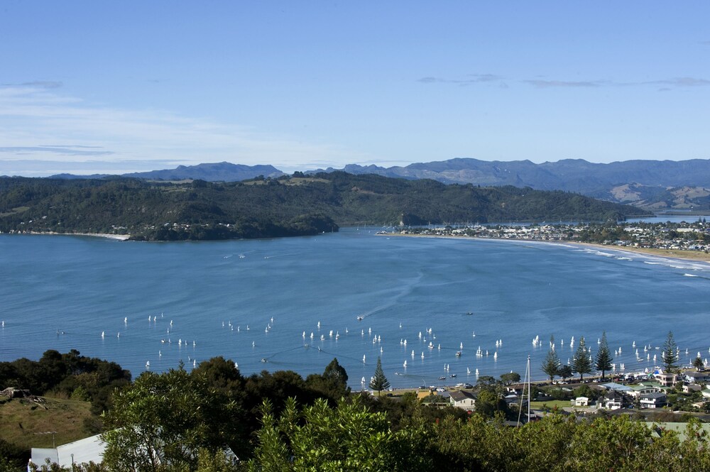 Bayview at 91 B&B — 5-Star Luxury Hotel in Whitianga, New Zealand