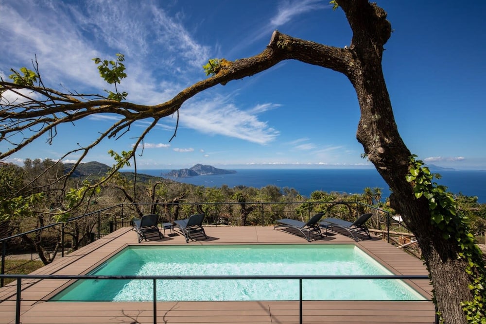 Villa Aprea in Massa Lubrense — 4-Star Luxury Hotel in Massa Lubrense, Italy