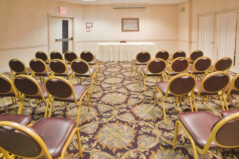 Holiday Inn Middletown Goshen - photo 14