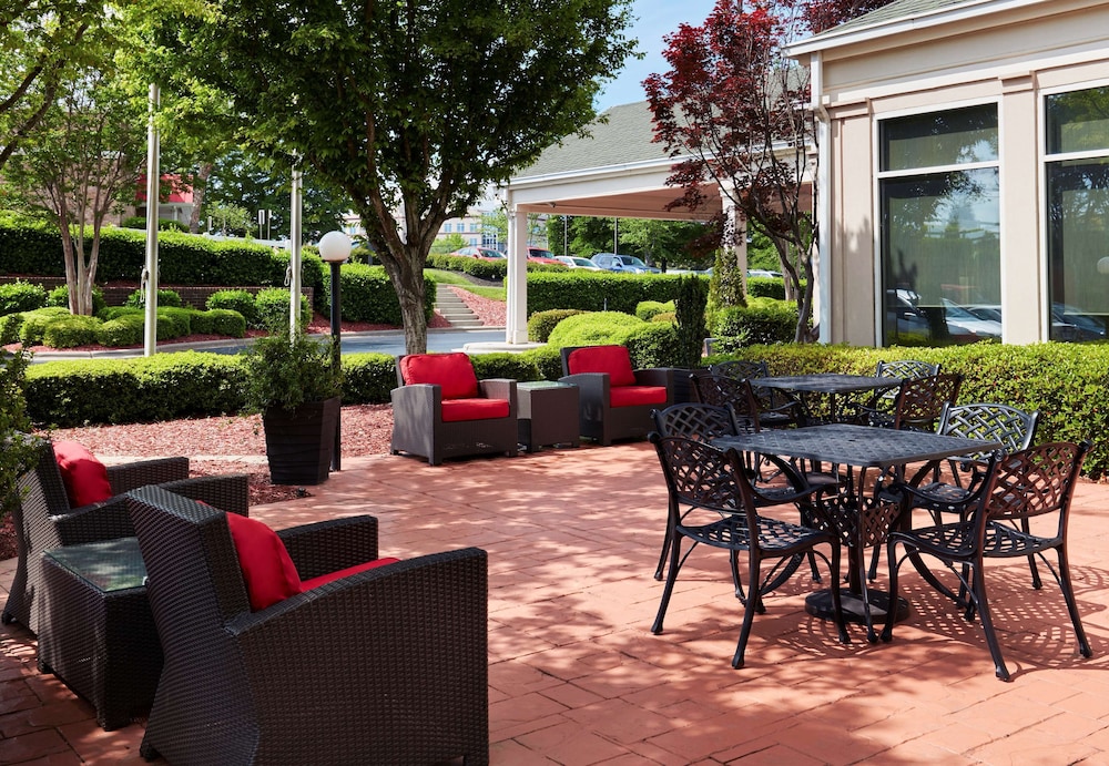Hilton Garden Inn Charlotte North - photo 31