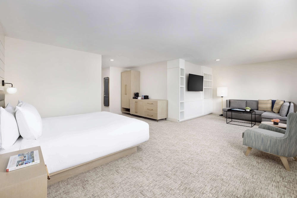 The Pell Part of JdV by Hyatt - photo 13