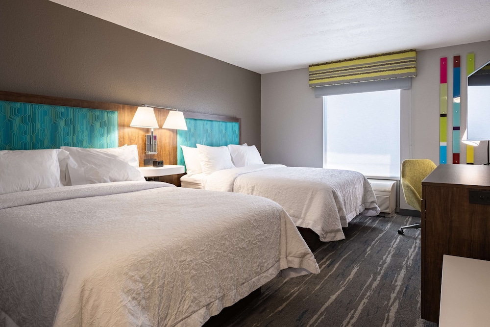 Hampton Inn Richfield - photo 8