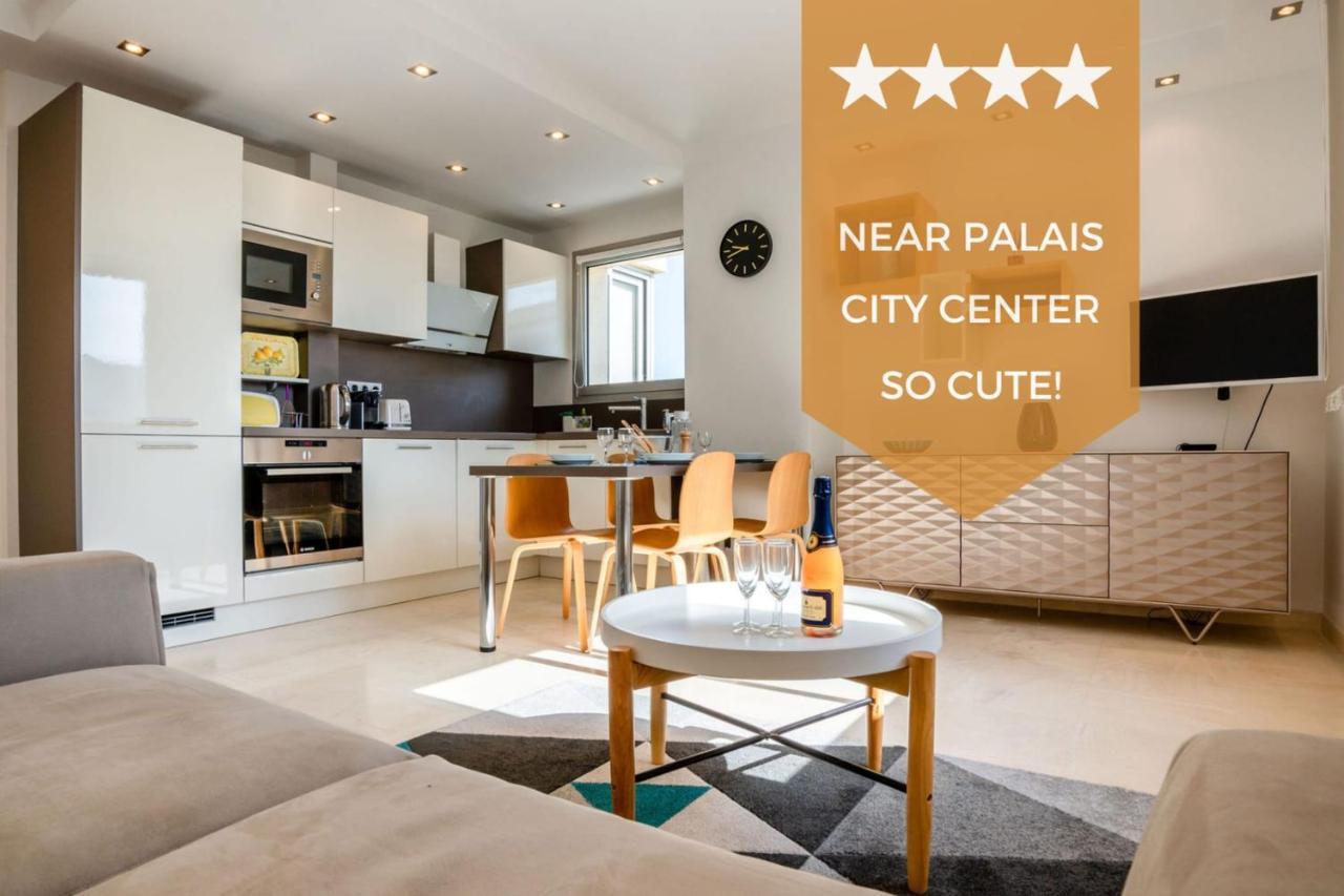 2 Bedroom apartment in Grand Hotel in Cannes, France