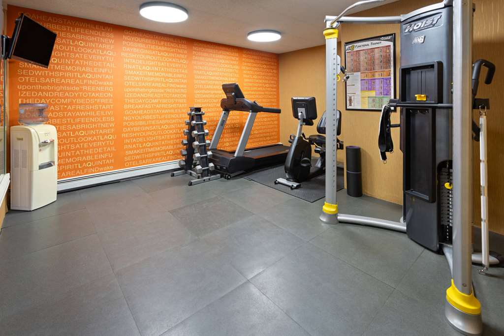 La Quinta Inn by Wyndham Buffalo Airport - photo 13