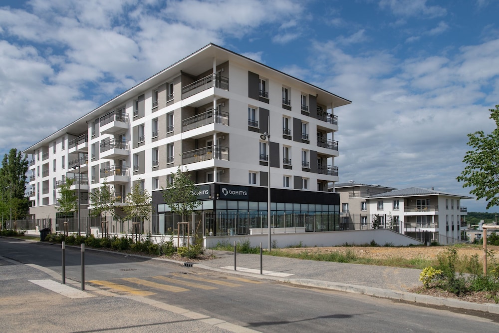 Le Moulin des Bruyeres in Corbeil-Essonnes, France