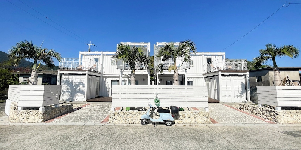 Vamos Villa Tokunoshima — 4-Star Luxury Hotel in Amagi, Japan