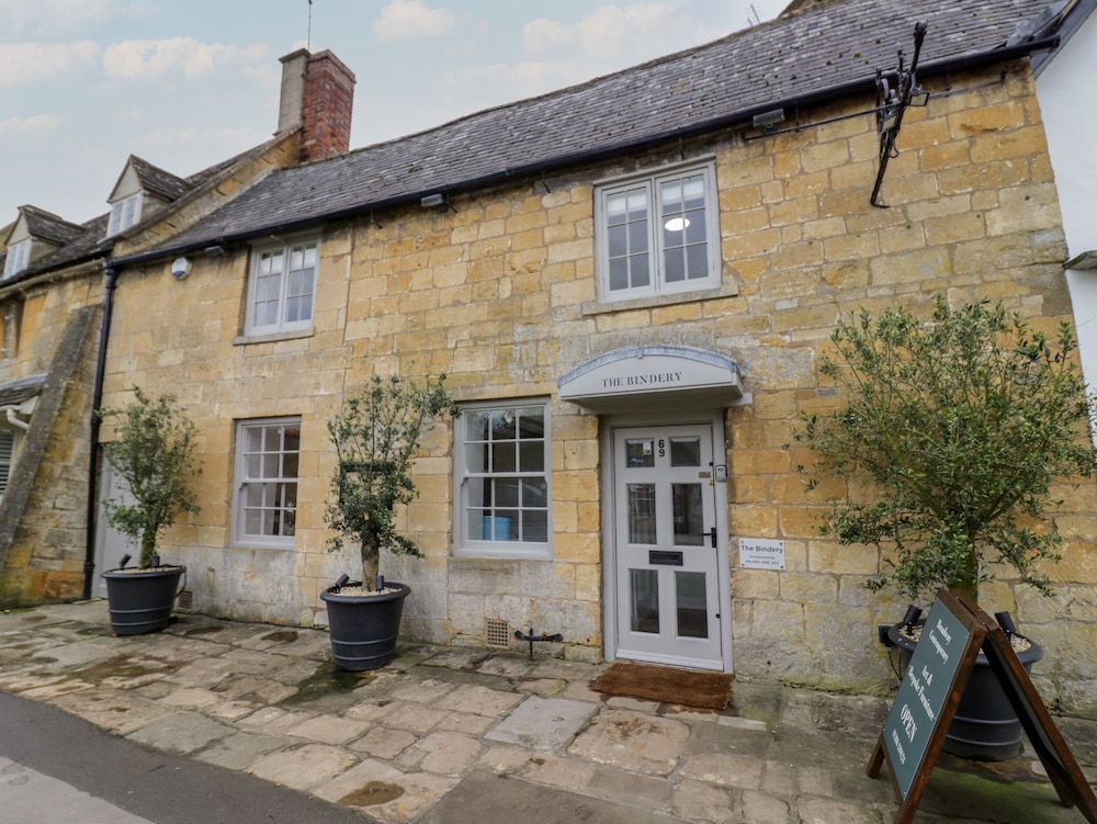 The Bindery — 4-Star Luxury Hotel in Broadway, United Kingdom