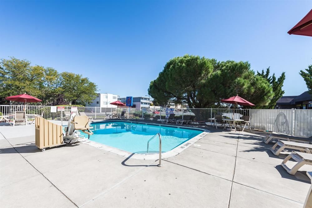Motel 6 Reno West - photo 25