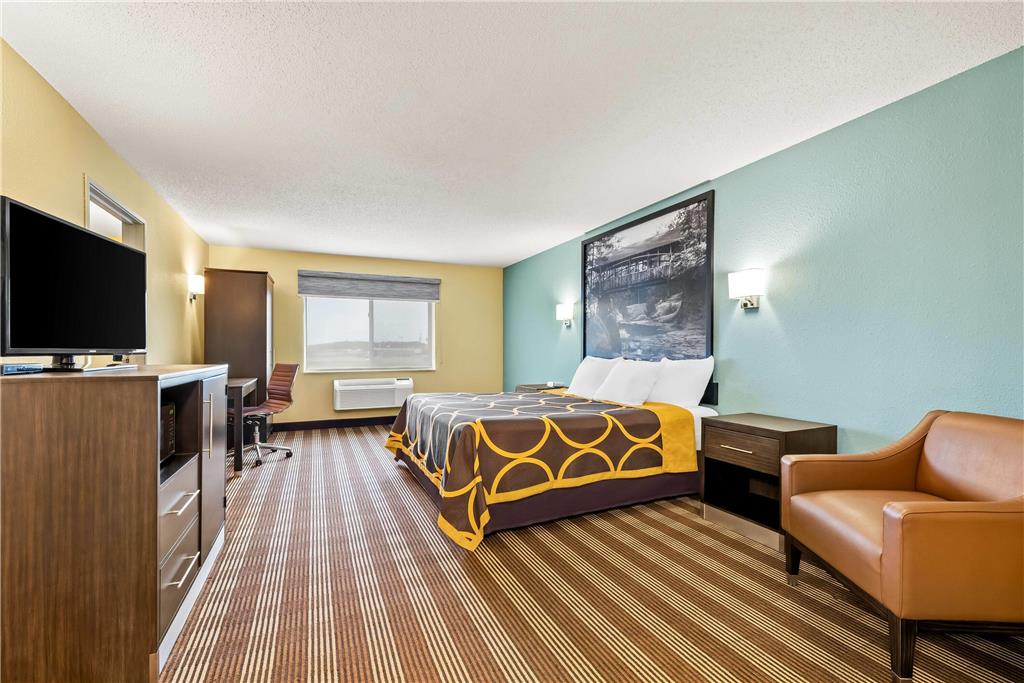 Super 8 by Wyndham Osseo WI - photo 26