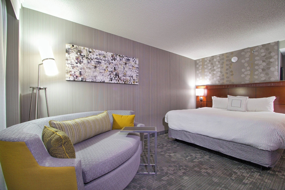 Courtyard by Marriott Blacksburg - photo 6