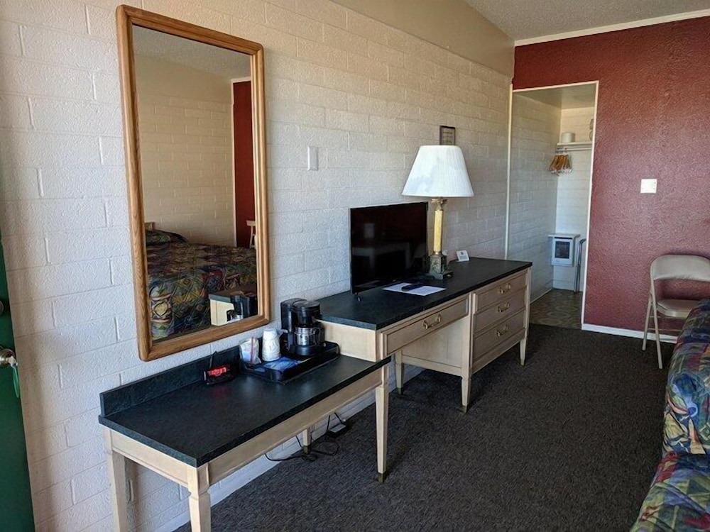 Grand Canyon Caverns Inn - photo 14