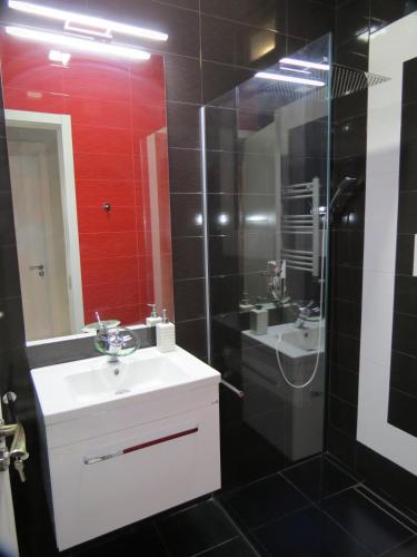 Three Rooms Apartment