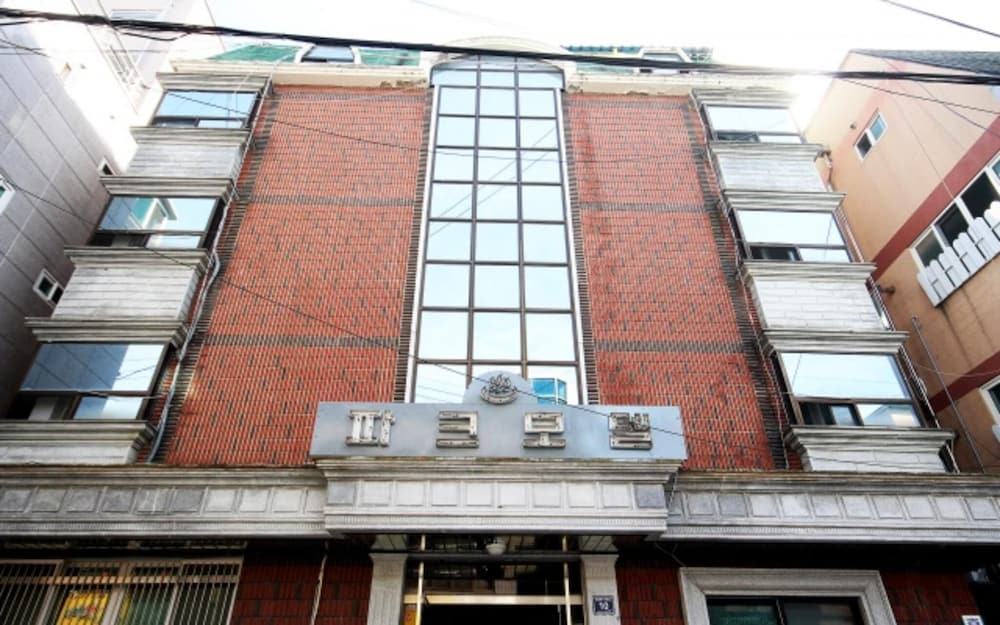 Jinju Park in Chinju, South Korea