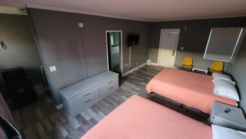 Travel Inn Fort Pierce - photo 96