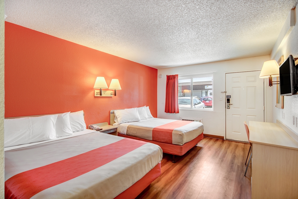 Motel 6 Stockton CA North - photo 13