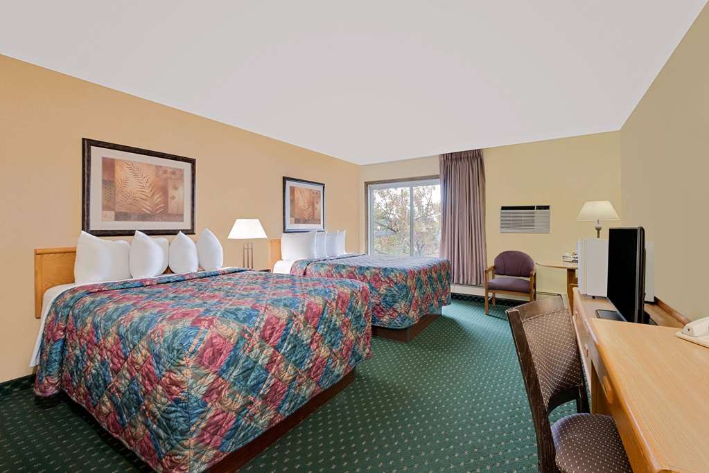 Days Inn by Wyndham International Falls - photo 7