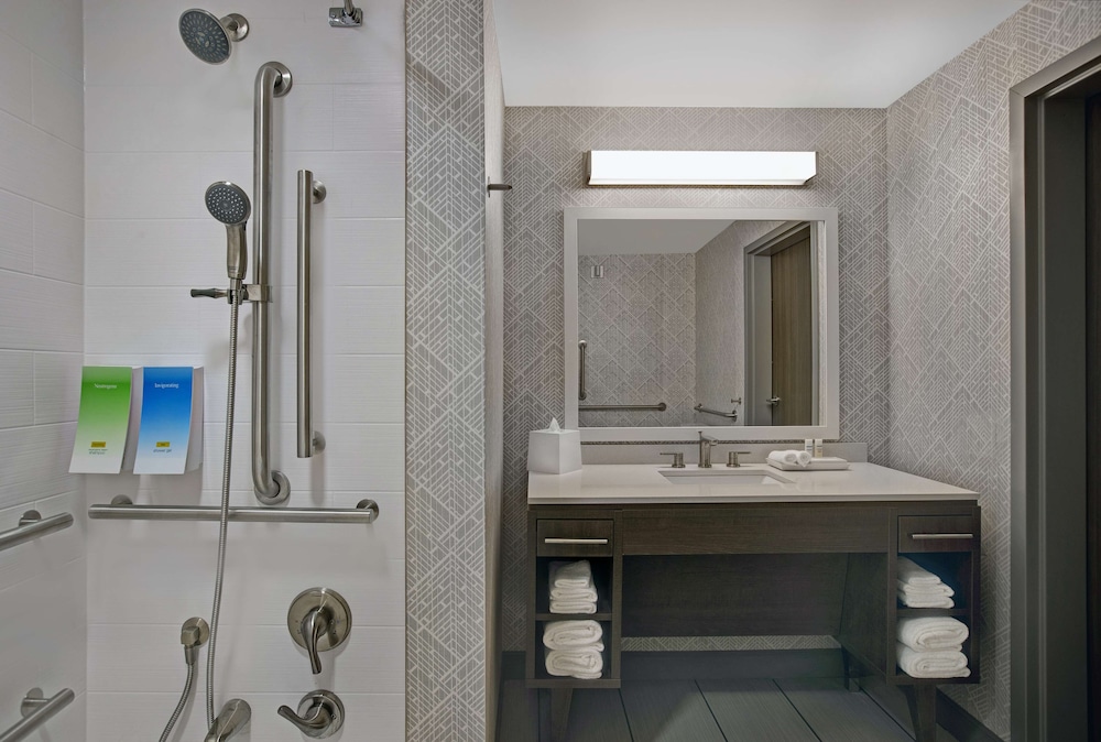 Home2 Suites Asheville Airport - photo 30
