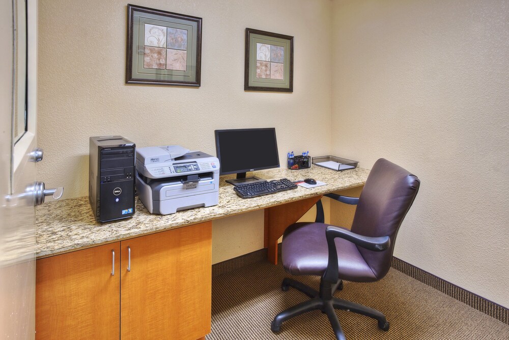 Candlewood Suites Ft Stockton by IHG - photo 6