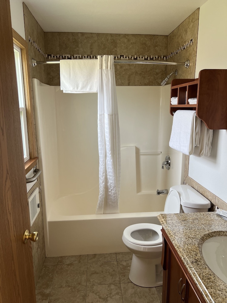 All Star Inn & Suites - photo 279
