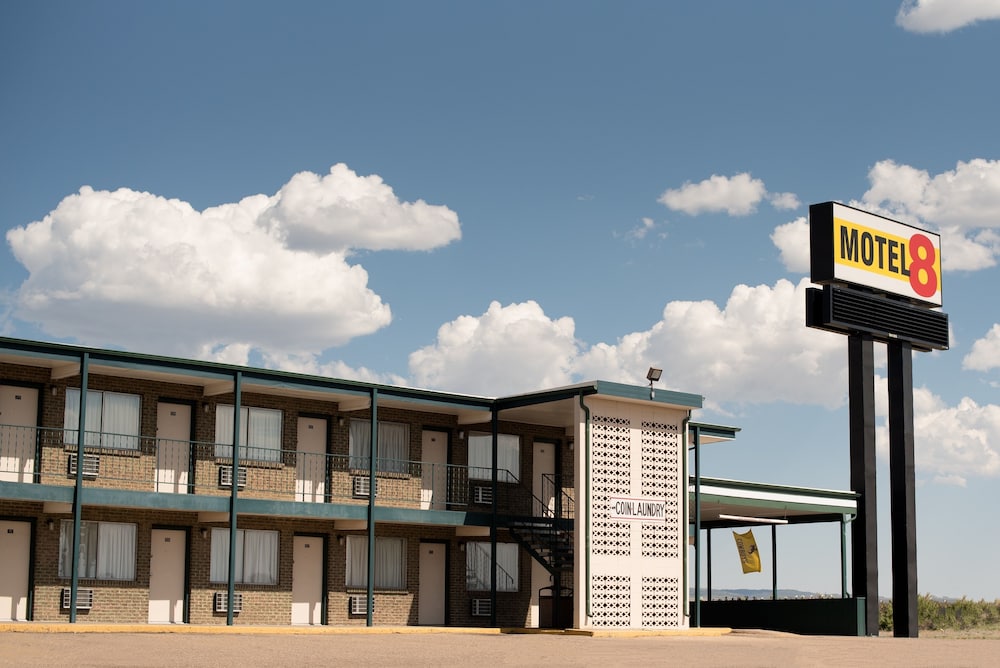 Motel 8 Laramie - photo 2