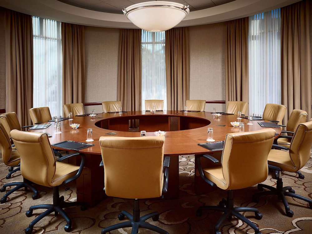 The Chattanoogan Hotel Curio Collection by Hilton - photo 76