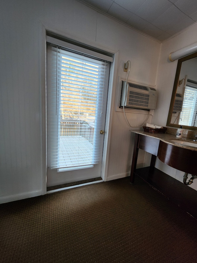 Drama Inn - photo 19