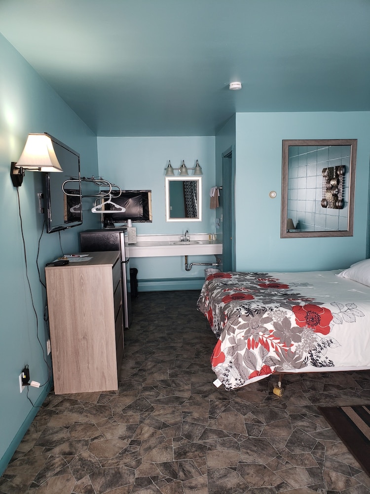 Viking Motel Montevideo - photo 14