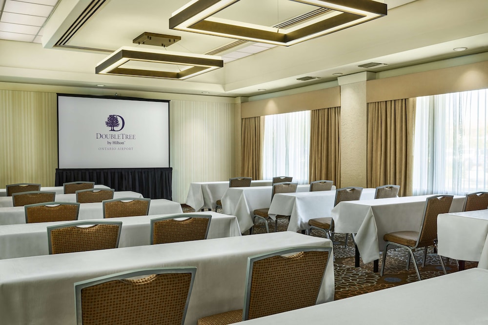 DoubleTree by Hilton Ontario Airport - photo 62