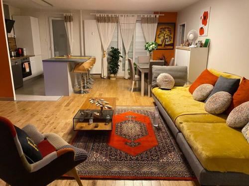 Angele Stephen - carbon neutral hotel in Nice