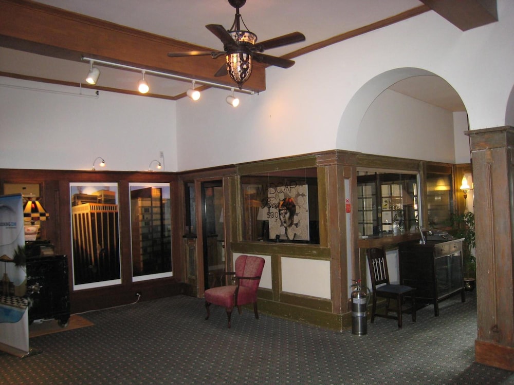 Rodmay Heritage Hotel — Powell River — photo 5