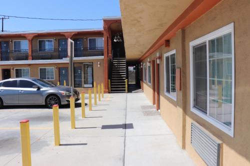 El Dorado Motel - photo 41