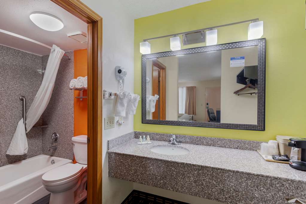 Quality Inn Acworth North - photo 18