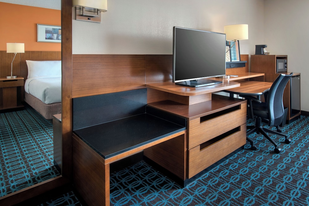 Fairfield Inn & Suites by Marriott Dover - photo 14