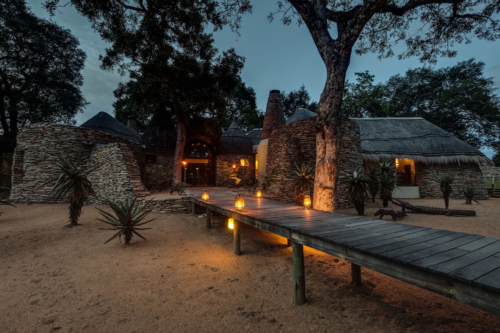 Tintswalo Safari — 5-Star Luxury Hotel in Bushbuckridge, South Africa