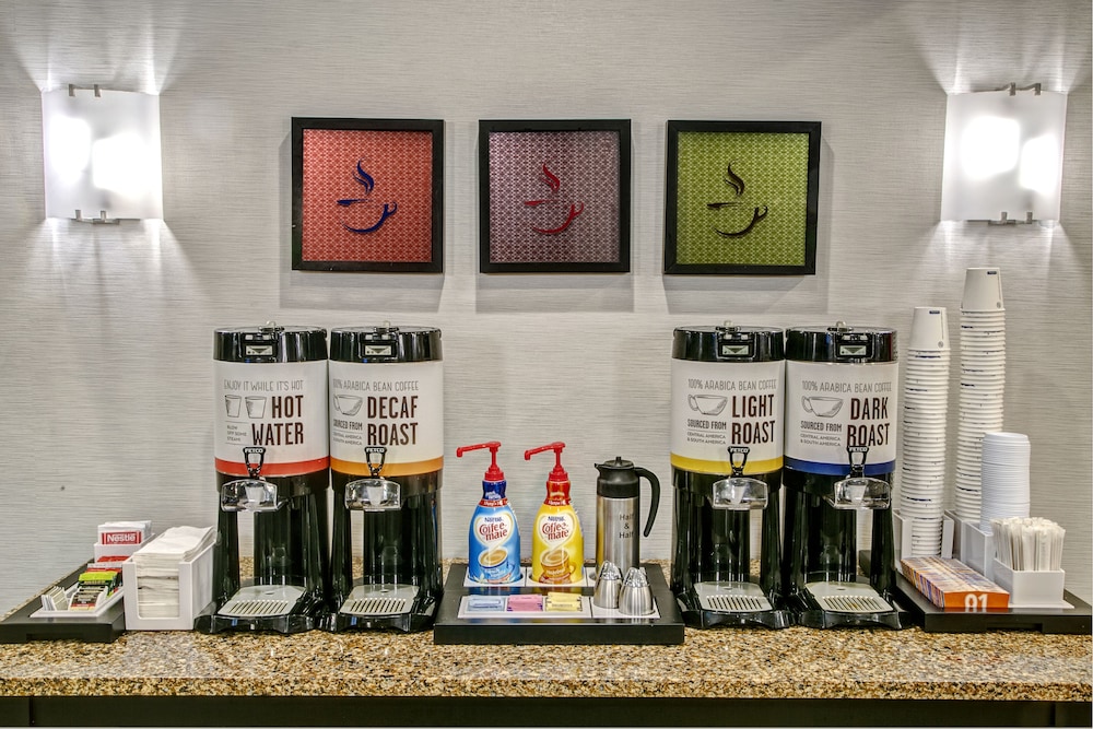 Hampton Inn & Suites Memphis Wolfchase Galleria - photo 36