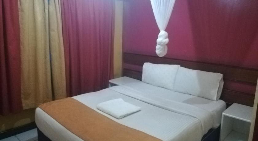 Diamond Hotel