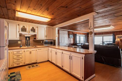 Heather Leigh by Oak Island Accommodations - photo 21