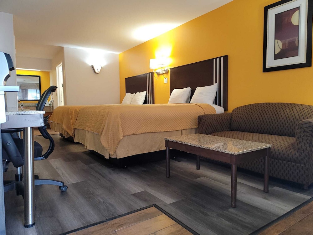Texas Inn & Suites Raymondville - photo 26