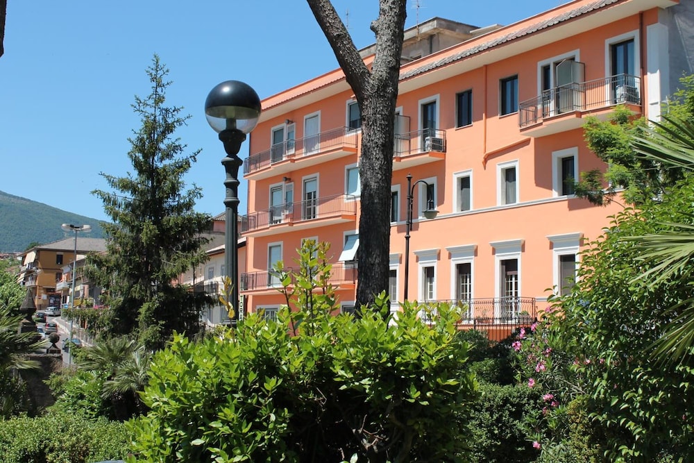 Hotel La Villa - last minute hotel in Ceccano