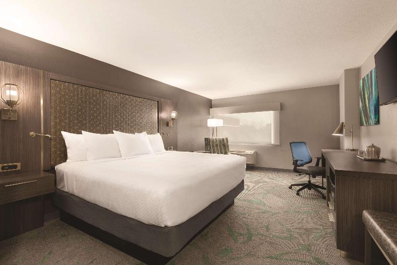 Verta Hotel Mcallen Airport - photo 14