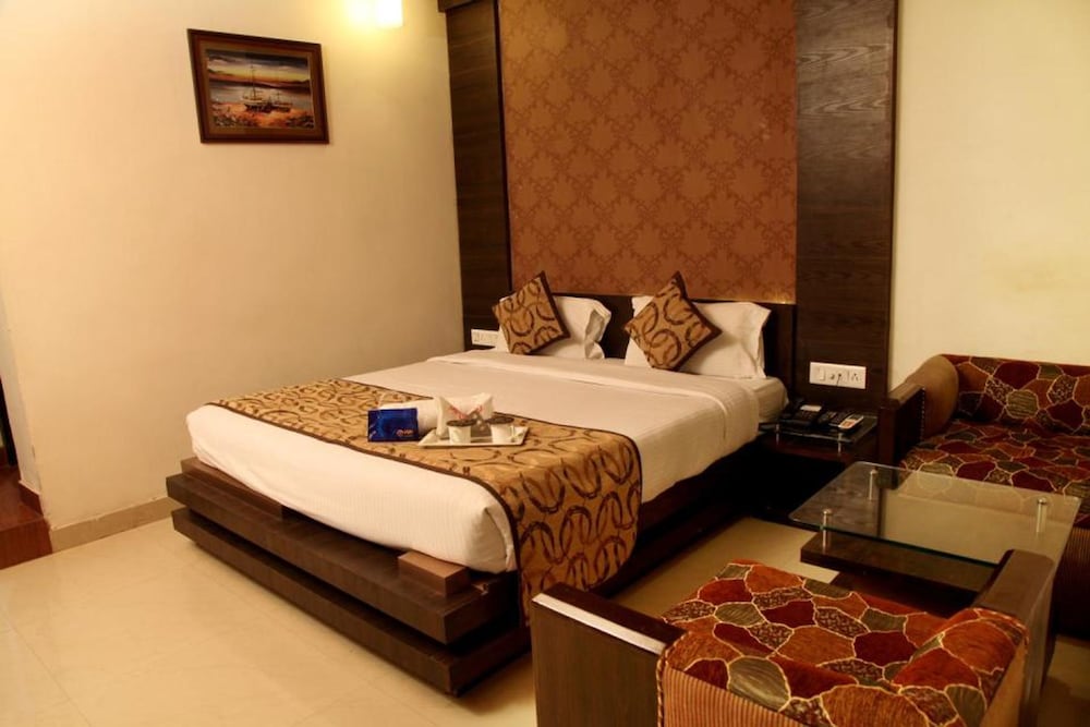 Hotel Galaxy — Allahabad — photo 5