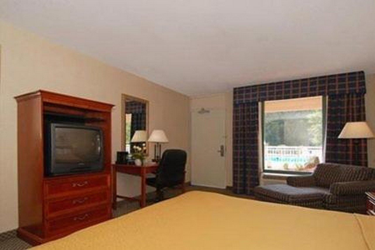 Travelodge by Wyndham Suffolk - photo 5
