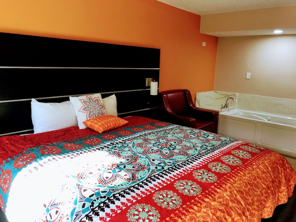 Tropical Inn & Suites - photo 22